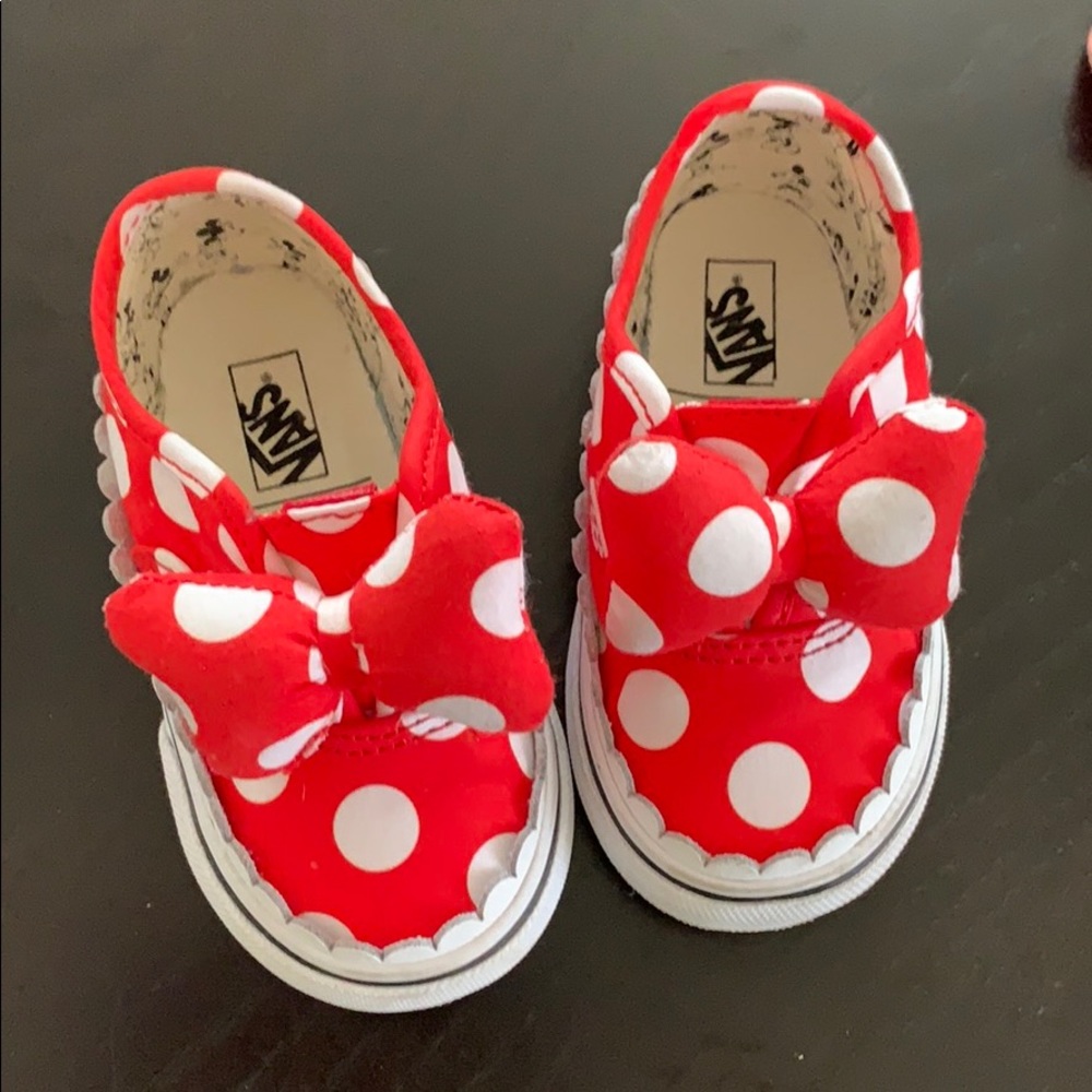 Disney Minnie Mouse Vans Toddler 5 + bonus gift